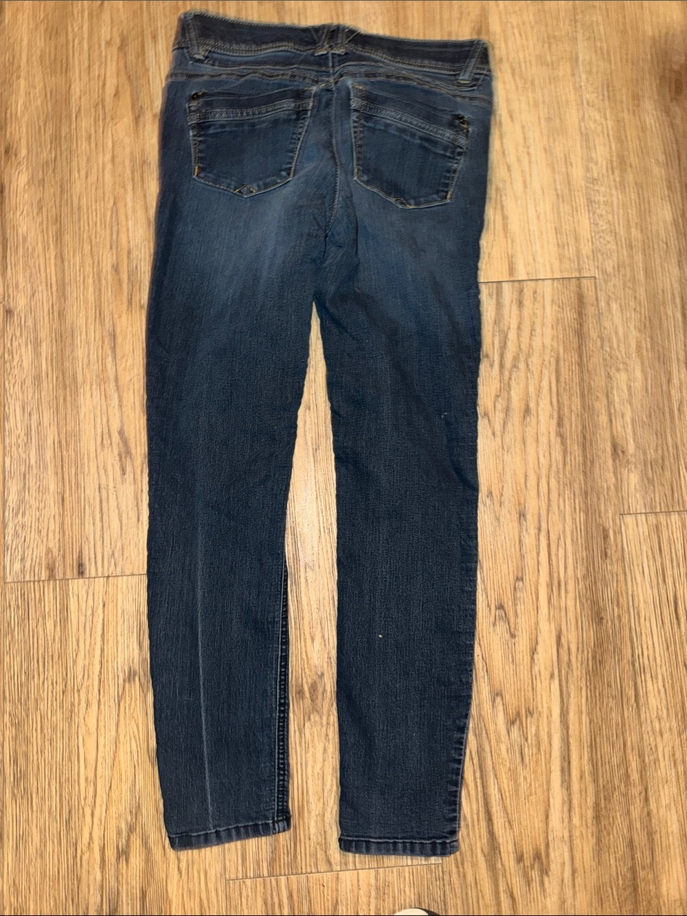 Democracy Women’s Dark Blue Skinny Jeans Ab Technology Size 4 - Picture 3 of 3
